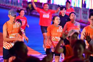 BIB: 201, 2919
                            <button type="button" onclick="openModal(23166049)" class="btn btn-primary btn-sm float-right btn-popup" data-toggle="modal" data-target=".modal-high-quality">
                        <i class="fas fa-shopping-cart"></i> Add to Cart
                    </button>
                                            <button type="button" onclick="isThisMe(23166049, true)" class="btn btn-success btn-sm float-right btn-popup btn-isme hidden" data-toggle="tooltip" data-placement="bottom" title="นี่คือรูปของคุณใช่ไหม คลิกที่นี่เพื่อเอาเข้าอัลบั้ม">
                        <i class="fas fa-plus"></i> Add to album
                    </button>
                    <button type="button" onclick="isThisMe(23166049, false)" class="btn btn-warning btn-sm float-right btn-popup btn-isnotme hidden">
                        <i class="fas fa-ban"></i> Remove from album
                    </button>